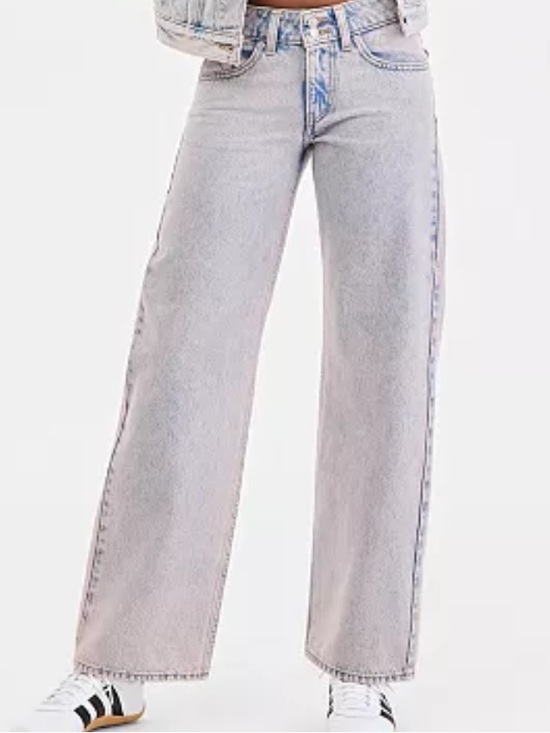 Levi's Denim - Levi's Women's Wide Leg Jeans in Light Stone Wash